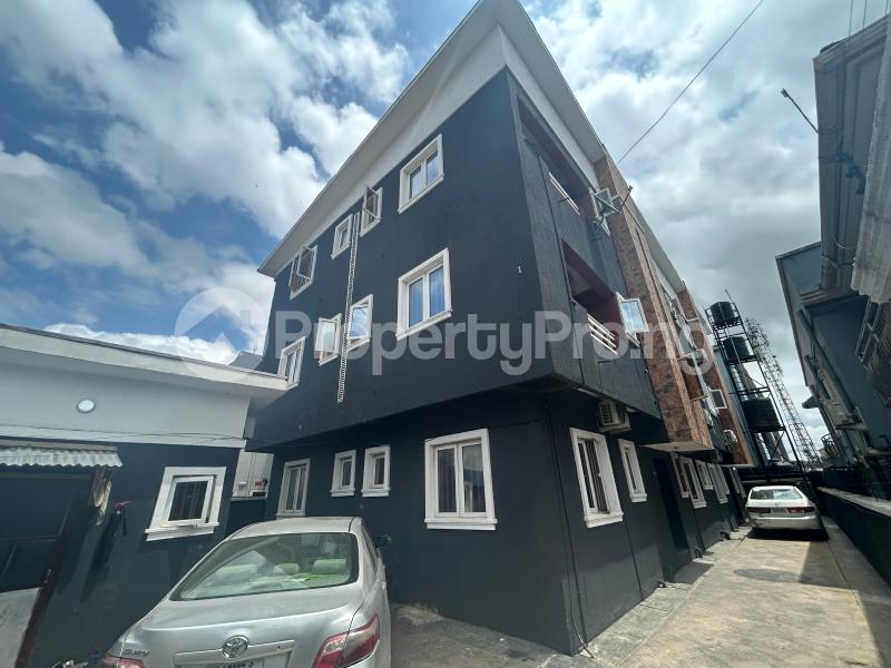 Flat / Apartment for rent Emily Akoka Yaba Lagos