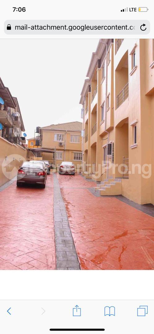 2 bedroom Flat / Apartment for rent Magodo GRA Phase 1 Ojodu Lagos