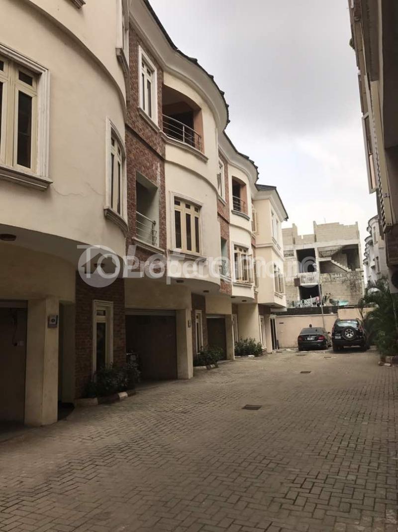 3 bedroom Flat / Apartment for rent Yabatech Sabo Yaba Lagos