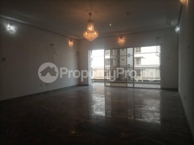 3 bedroom Flat / Apartment for rent ONIRU Victoria Island Lagos