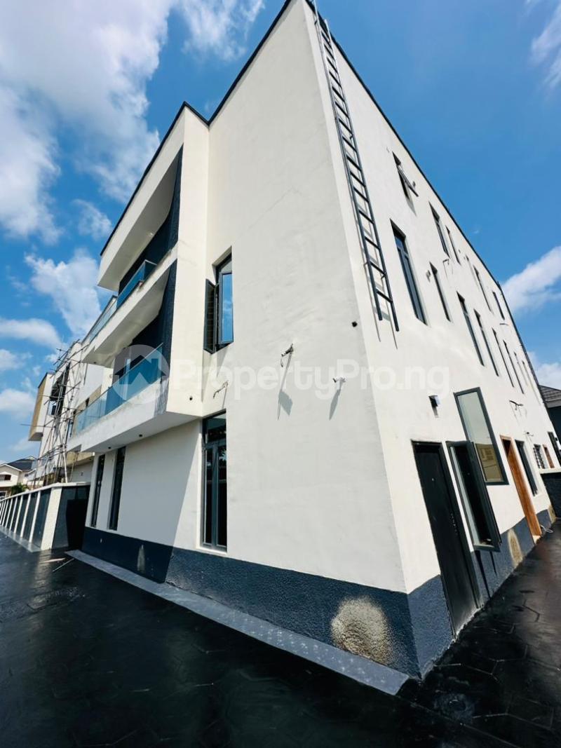 5 bedroom House for sale Omole phase 1 Ojodu Lagos