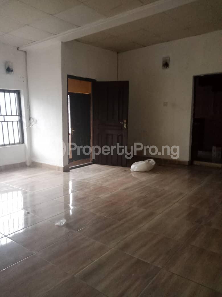 2 bedroom Flat / Apartment for rent Alagomeji, Yaba, Lagos. Alagomeji Yaba Lagos