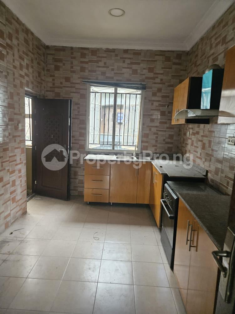 3 bedroom Flat / Apartment for rent Omole phase 2 Ojodu Lagos