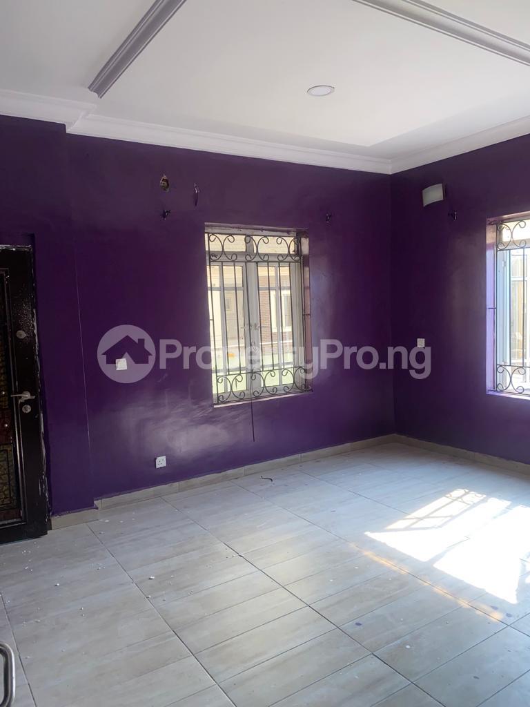 1 Bedroom Flat / Apartment in Osapa london Lekki Lagos Flat