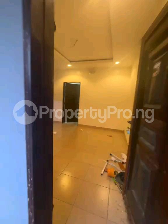 1 bedroom Flat / Apartment for rent Off Pedro Road Shomolu Lagos