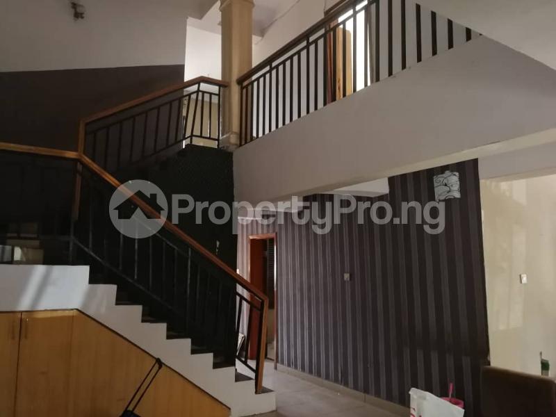 4 bedroom Flat / Apartment for rent Obanikoro Shomolu Lagos