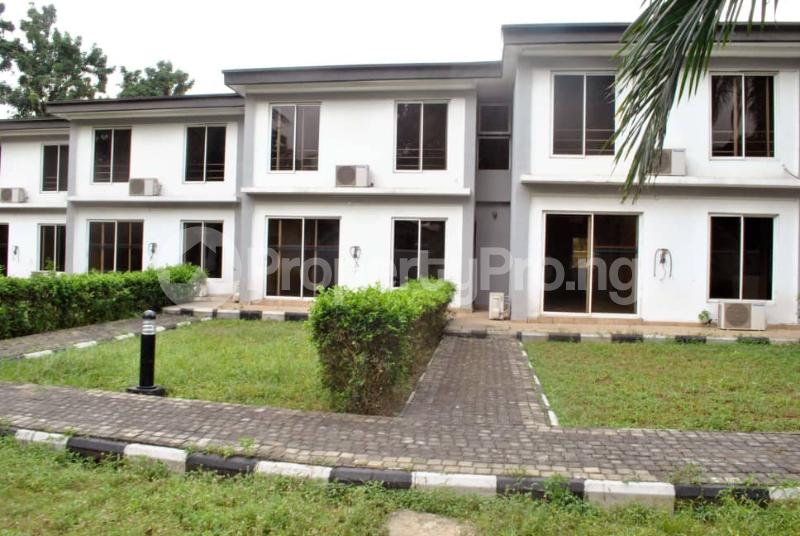 10 bedroom House for rent Off Isaacson John Ikeja GRA Ikeja Lagos