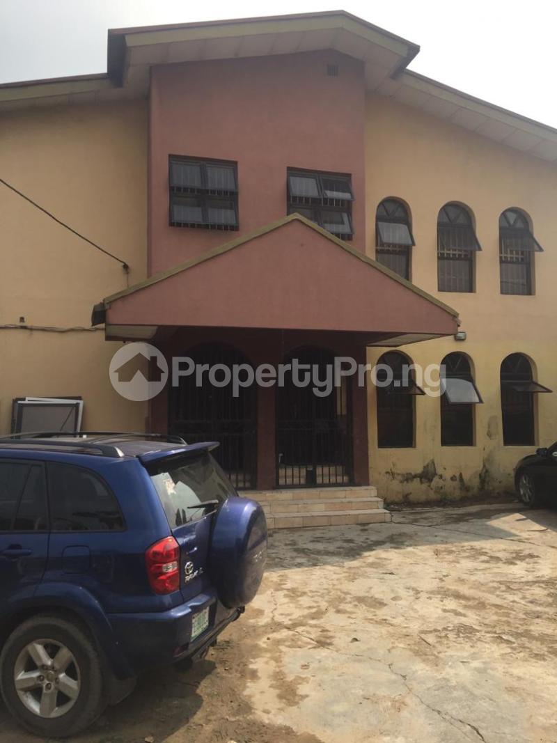 2 bedroom Flat / Apartment for rent   Medina Gbagada Lagos
