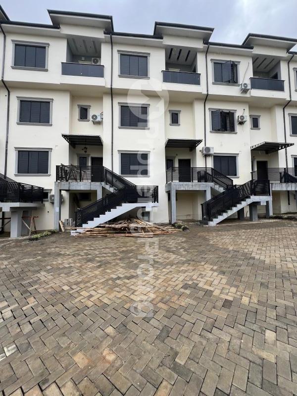 4 bedroom House for rent Guzape Abuja