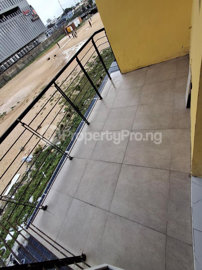 3 bedroom Flat / Apartment for sale Purple Mall Off Freedom Way Lekki Phase 1 Lagos State. Lekki Phase 1 Lekki Lagos