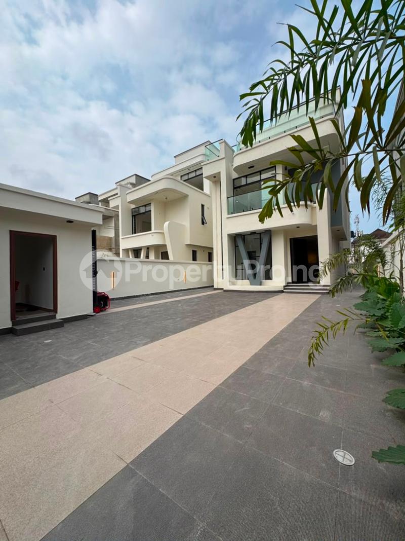 5 bedroom House for sale Freedom Way, Lekki Phase One Lekki Lagos State. Lekki Phase 1 Lekki Lagos
