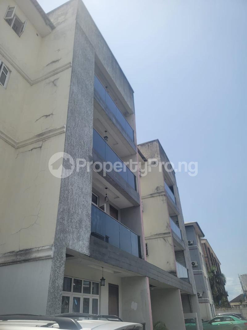 3 bedroom Flat / Apartment for rent Off Admiralty Way, Lekki Phase 1 Lekki Lagos