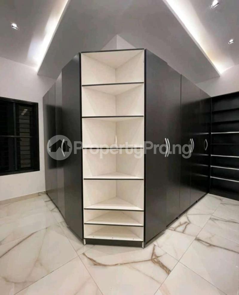 House for sale S Omole phase 1 Ojodu Lagos