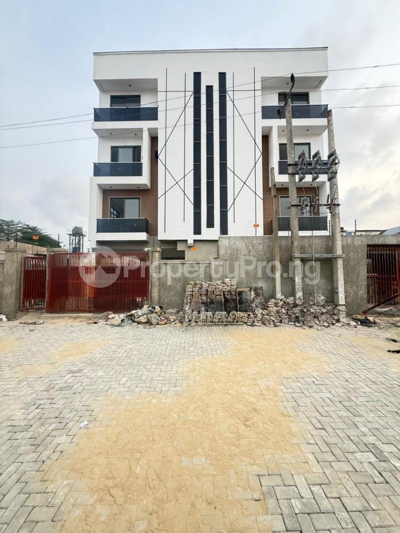 2 bedroom Flat / Apartment for rent New Road, Alpha Beach Road Lekki Lagos
