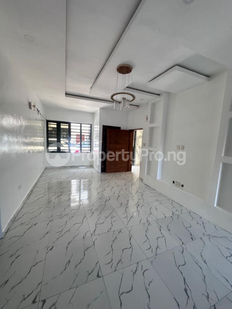 2 bedroom Flat / Apartment for rent Ologolo Lekki Lagos