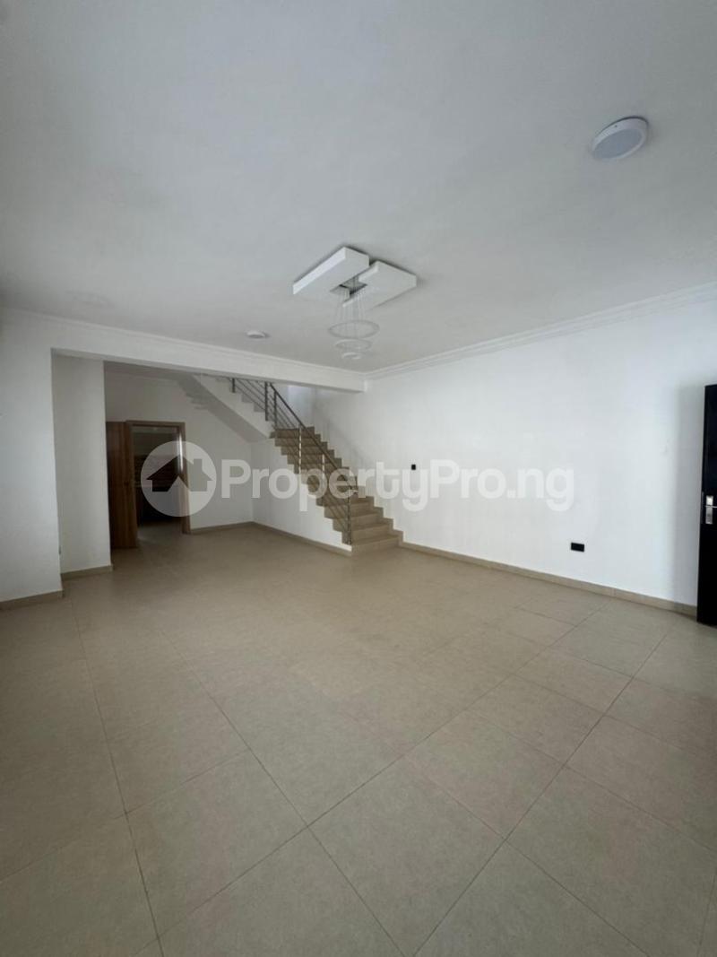 2 bedroom House for rent Ilaje Lekki Phase 2 Lekki Lagos