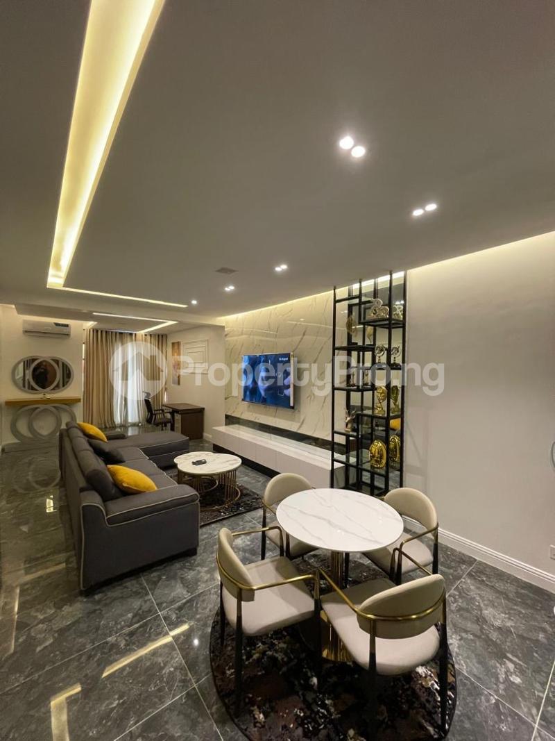 4 bedroom House for shortlet Chevron Lekki Lagos