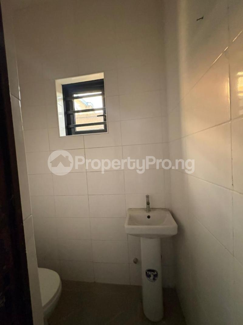 2 bedroom House for sale Ologolo Ologolo Lekki Lagos