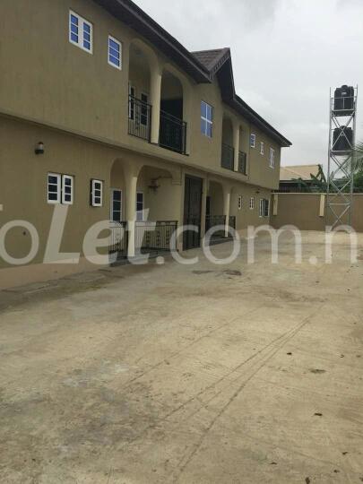 3 bedroom Flat / Apartment for rent Off Akala Way Akobo Ibadan Oyo