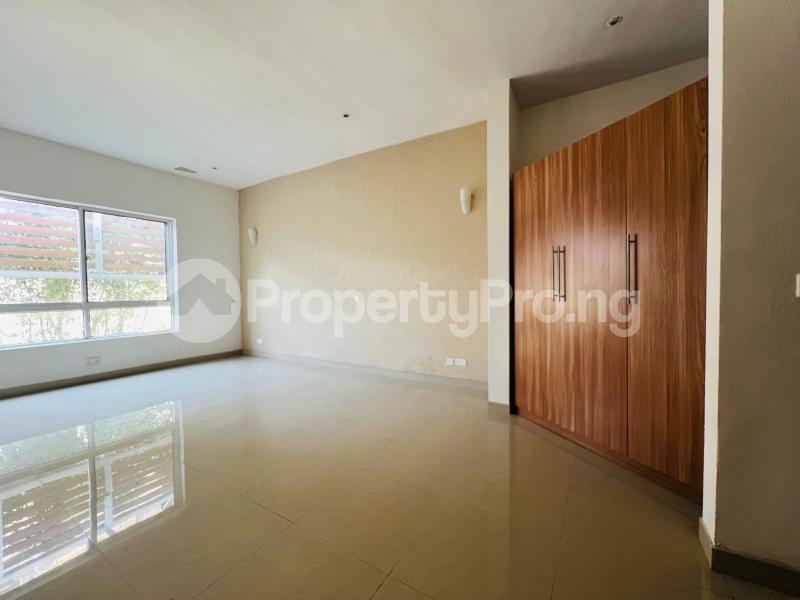 3 bedroom House for sale Banana Island Ikoyi Lagos