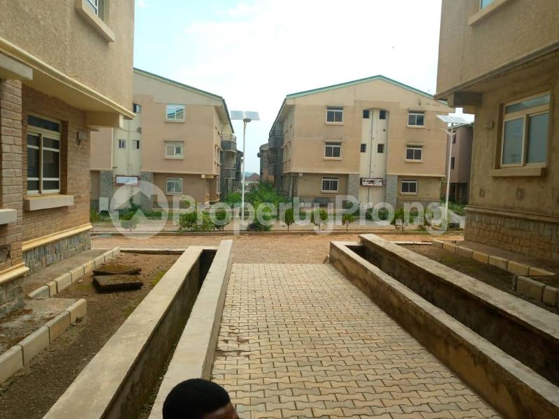 3 bedroom Flat / Apartment for rent Apo Abuja