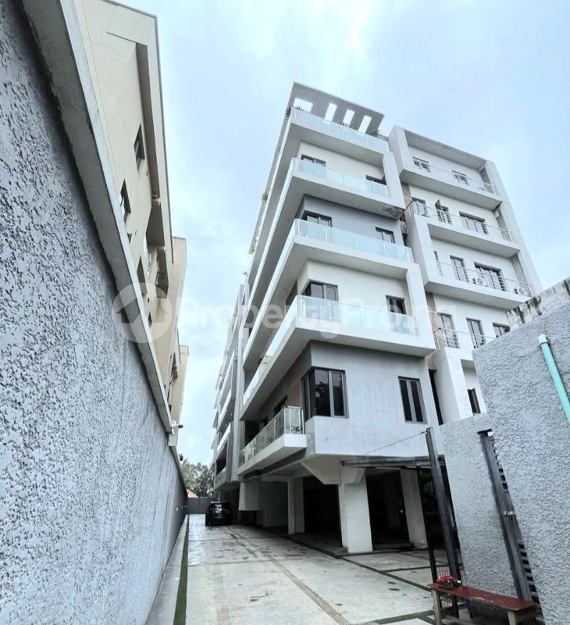 3 bedroom Flat / Apartment for sale Old Ikoyi Ikoyi Lagos