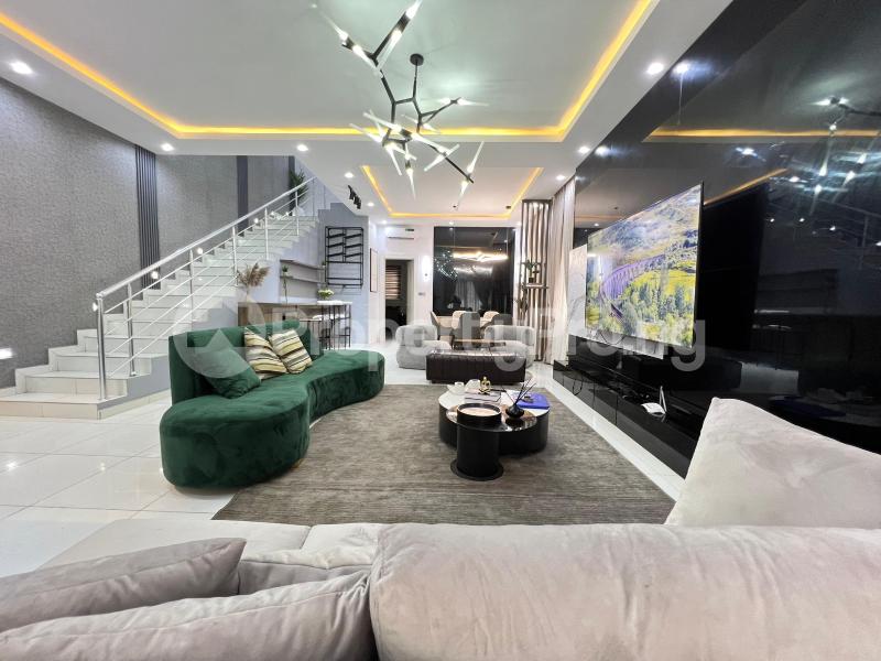 6 bedroom House for shortlet ONIRU Victoria Island Lagos