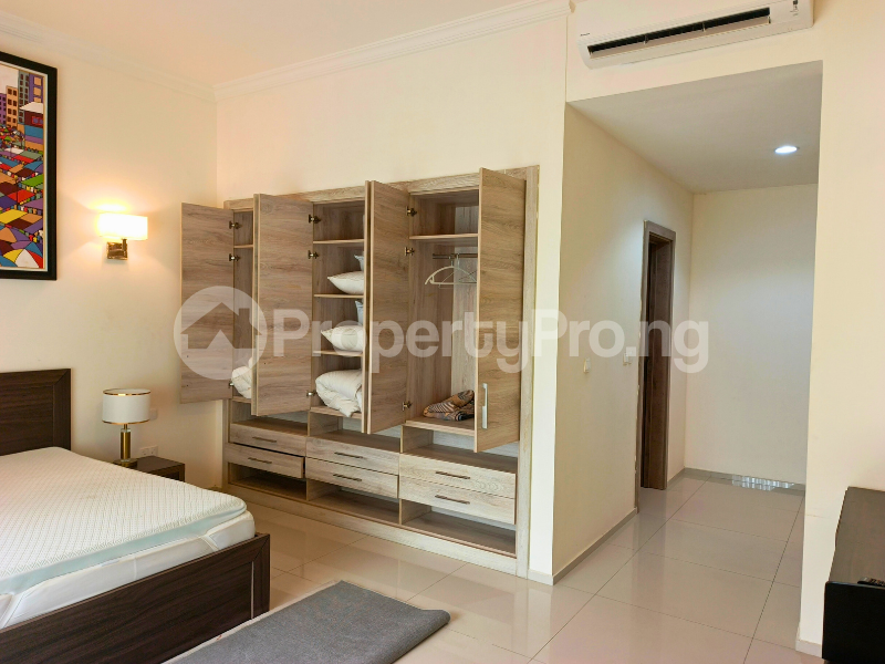 3 bedroom Flat / Apartment for shortlet Ellipse Apartment, 2 Oloto Road, Off Bourdillon Road Ikoyi Lagos