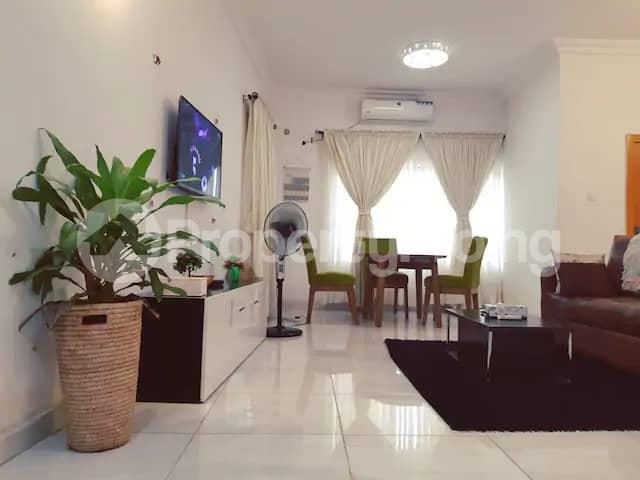 3 bedroom Flat / Apartment for shortlet chevron Lekki Lagos