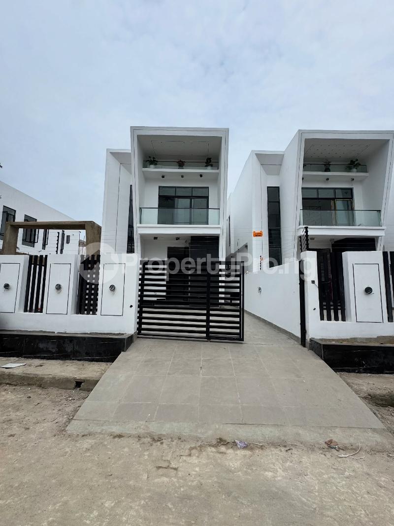 4 bedroom House for sale orchid Lekki Lagos