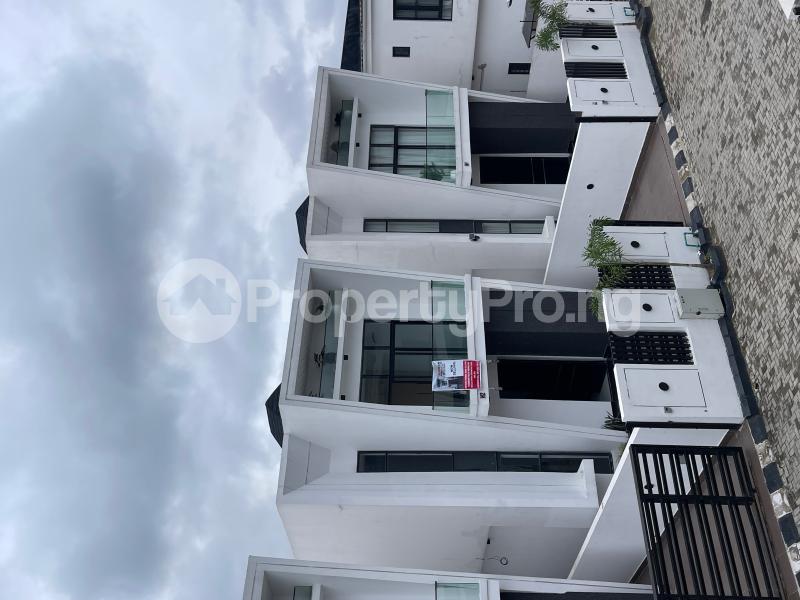 4 bedroom House for sale Orchid Lekki Lagos