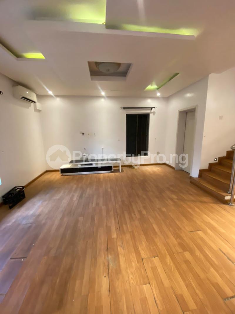 4 bedroom House for rent Abraham adesanya estate Ajah Lagos