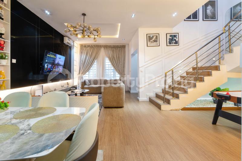 2 bedroom Flat / Apartment for shortlet Meadow Hall Way, Lekki Lagos