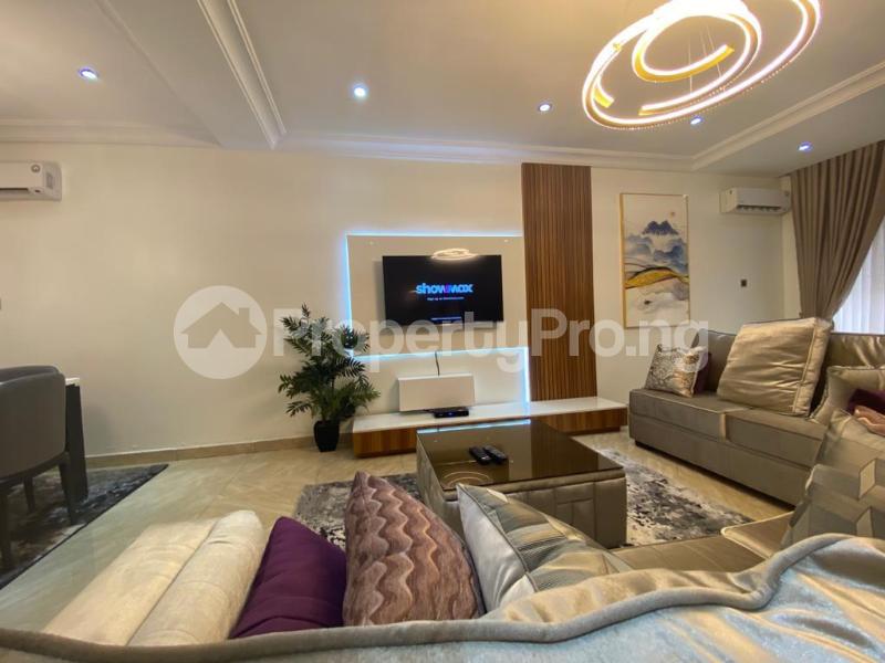 4 bedroom Flat / Apartment for shortlet chevron Lekki Lagos