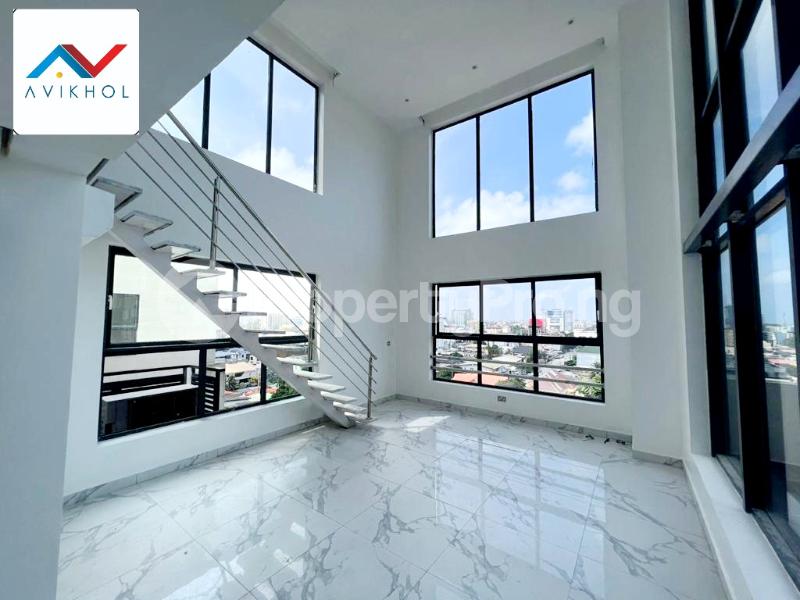 4 bedroom House for sale Off Ajose Adeogun Victoria Island Lagos