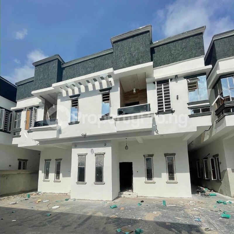 4 bedroom House for sale 2nd Toll Gate Lekki Lagos