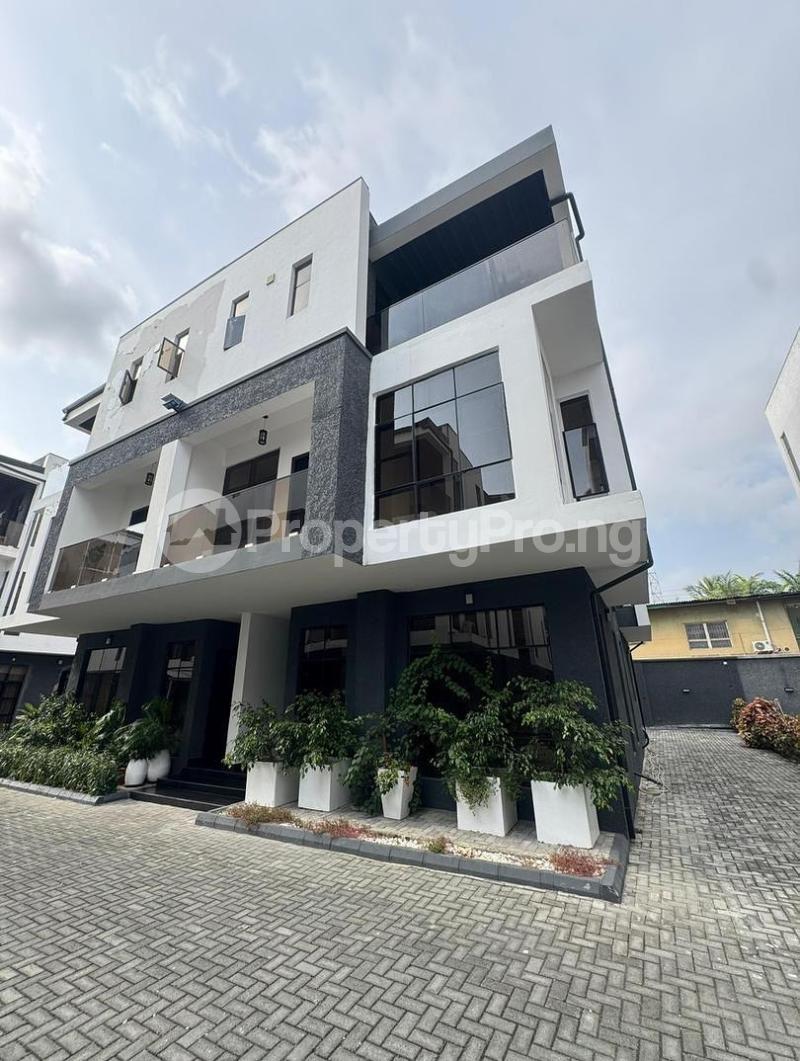 4 bedroom House for sale Victoria Island Lagos