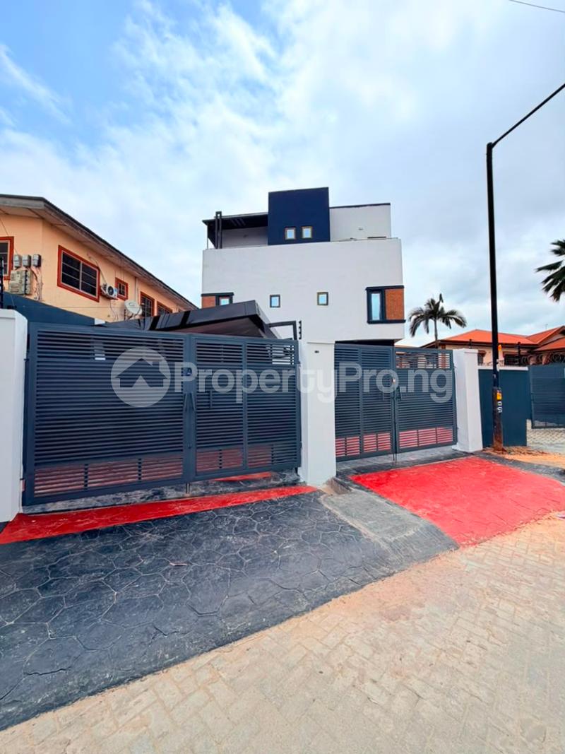 4 bedroom House for sale Anthony Village Maryland Lagos