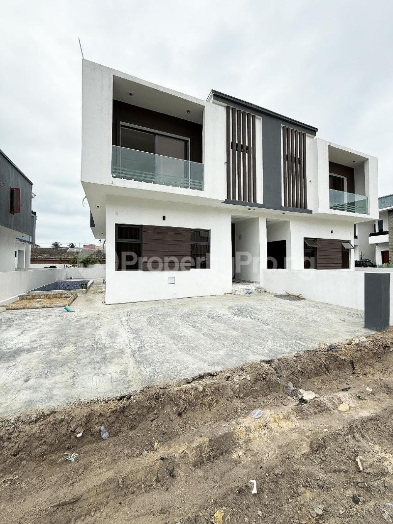 4 bedroom House for sale Ologolo Lekki Lagos - 0