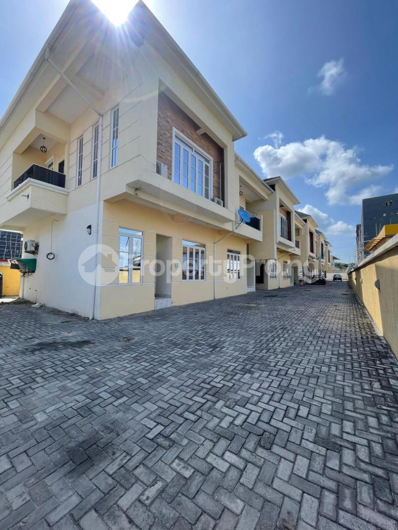 4 bedroom House for rent Oral Estate Lekki Phase 2 Lekki Lagos