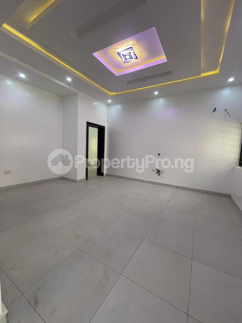 5 bedroom Flat / Apartment for rent Sangotedo Ajah Lagos