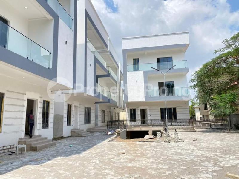 4 bedroom House for sale Main Utako Abuja