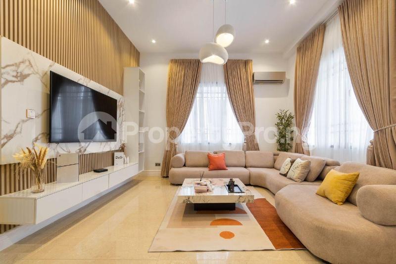 4 bedroom House for shortlet Lekki Lagos