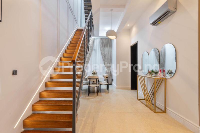 4 bedroom House for shortlet Lekki Lagos