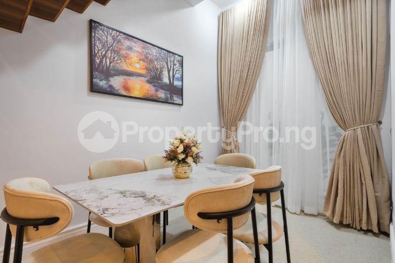 4 bedroom House for shortlet Lekki Lagos