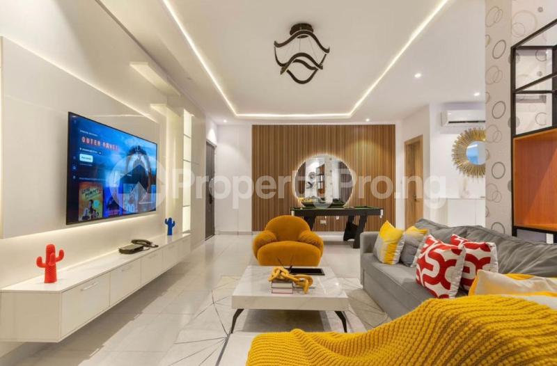 4 bedroom House for shortlet Lekki Lagos