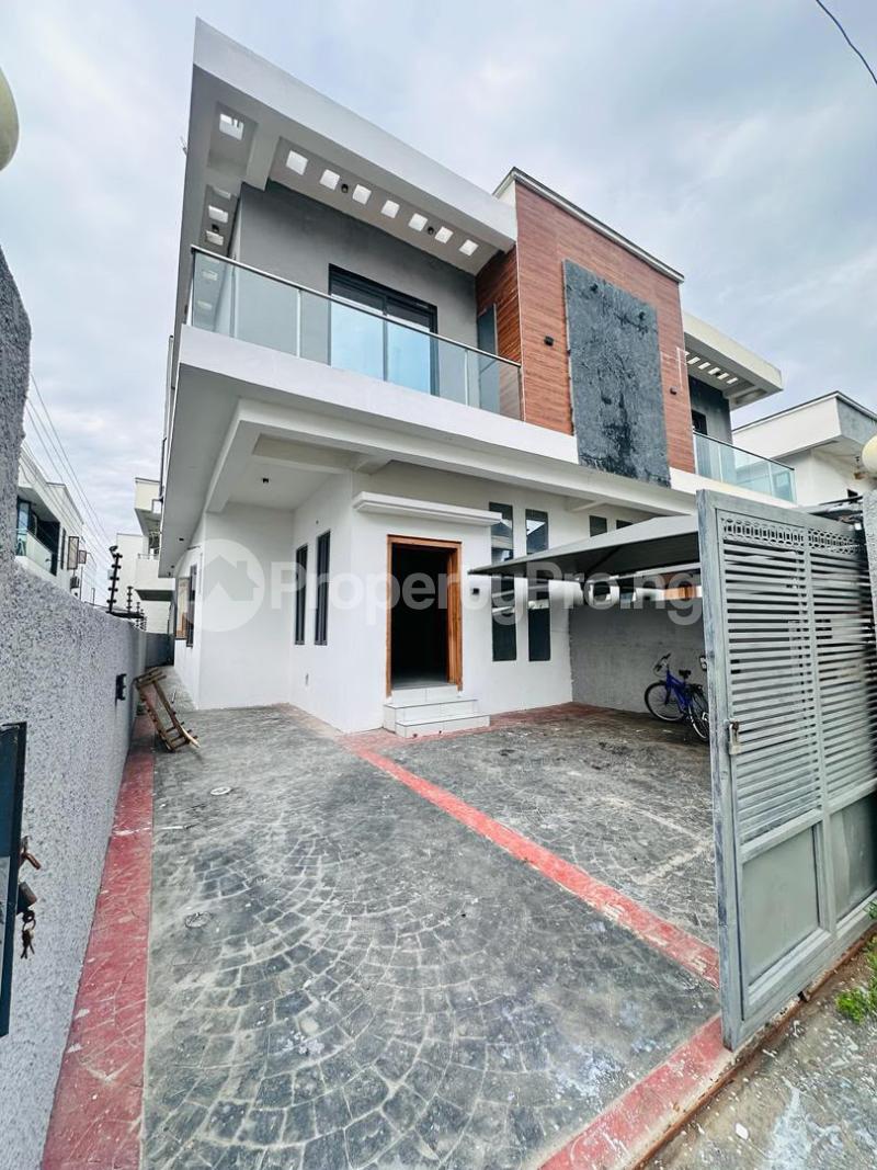 4 bedroom House for rent Orchid Road Royal Pine Estate Orchid Lekki Lagos
