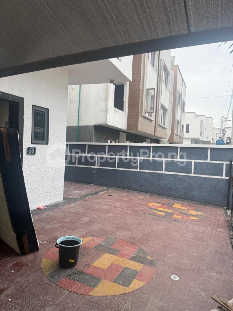 4 bedroom House for rent Orchid Road Lekki Lagos Before Roundabout Orchid Lekki Lagos