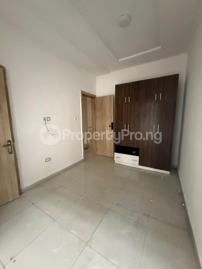 4 bedroom House for rent Orchid Road Lekki Lagos Before Roundabout Orchid Lekki Lagos