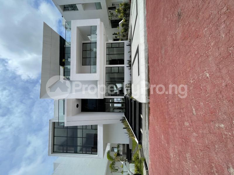 5 bedroom House for sale Osapa london Lekki Lagos